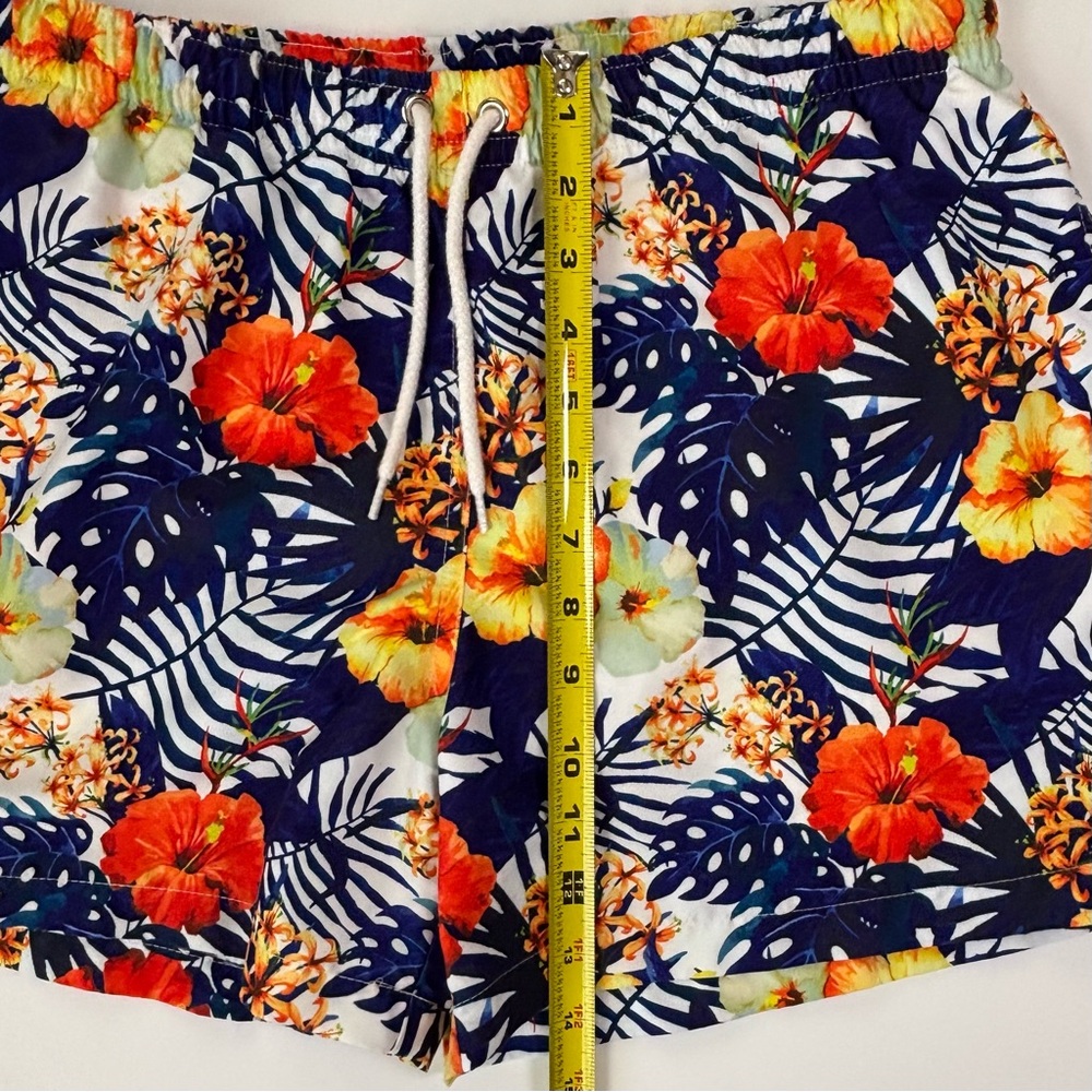 SOLOiO Weekend Tropical Floral Swim Trunks 4” Beach Board Shorts Spain Size LG - Picture 9 of 13